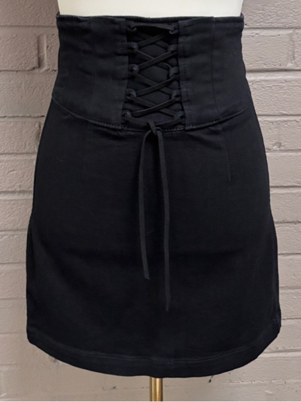 Express High Waist Corset Black Denim Mini Skirt w Lace Up Detail Size 12